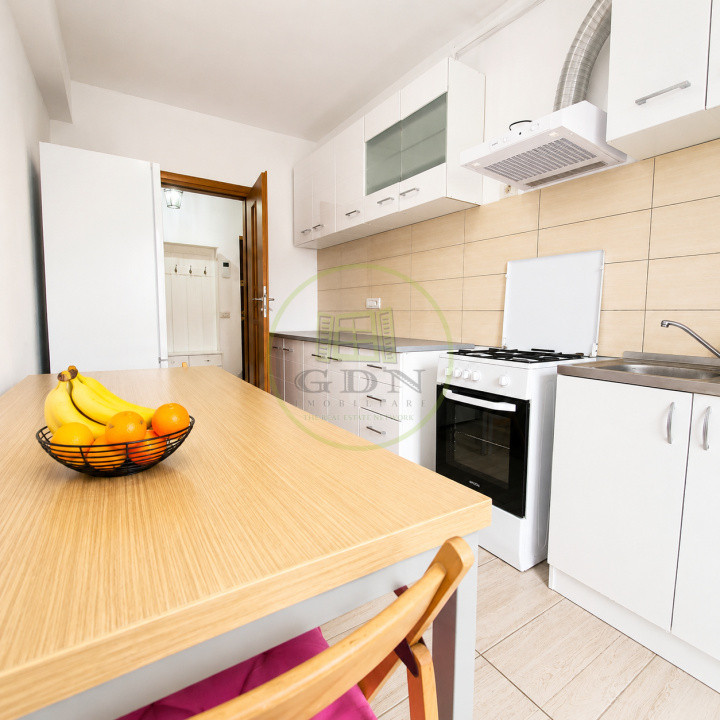 Vând/vânzare apartament 2 camere Tractorul Coresi Brașov Nicolae Labiș