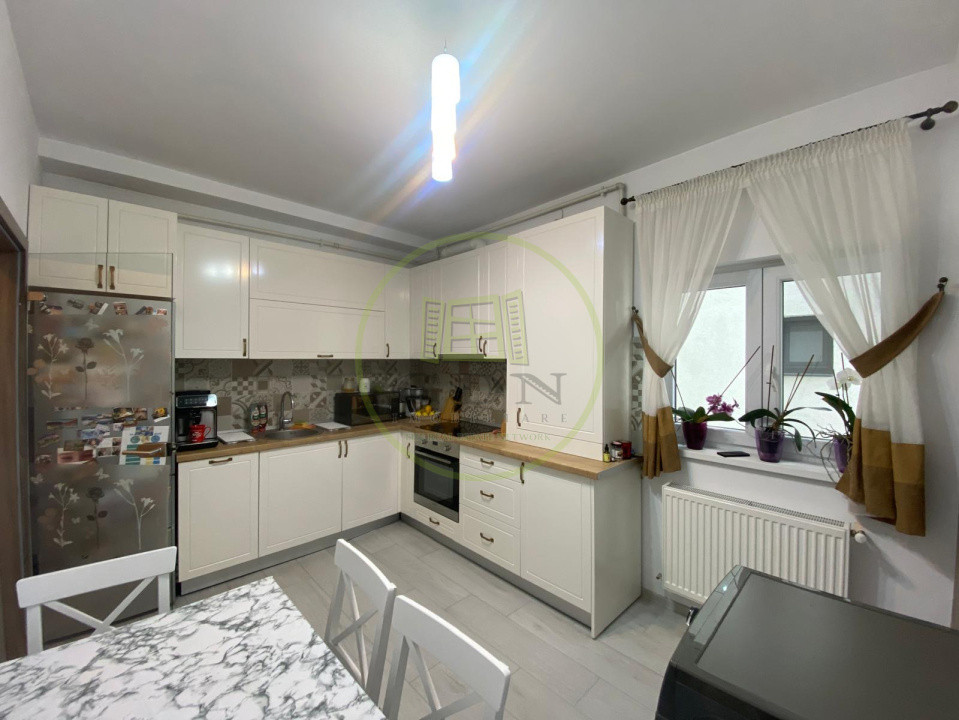 Apartament Generos 3 Camere – Zonă Deventer, Parcare Inclusă 