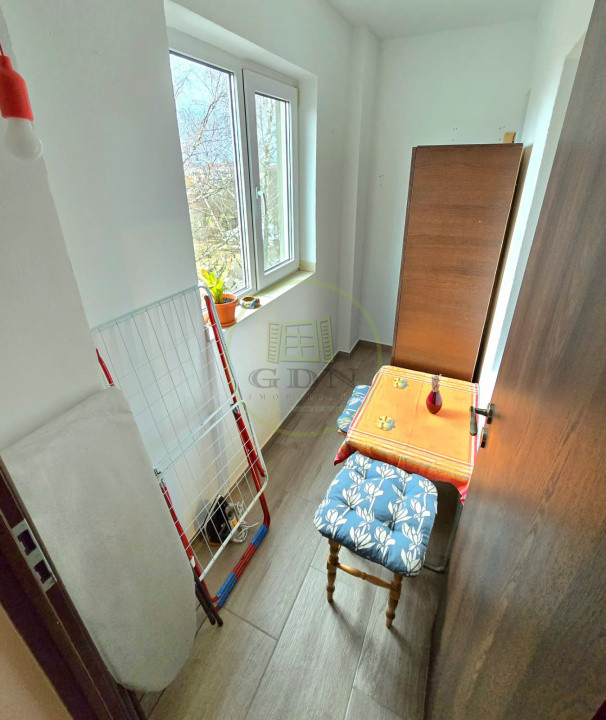 Apartament 2 camere de închiriat -str. Muncel