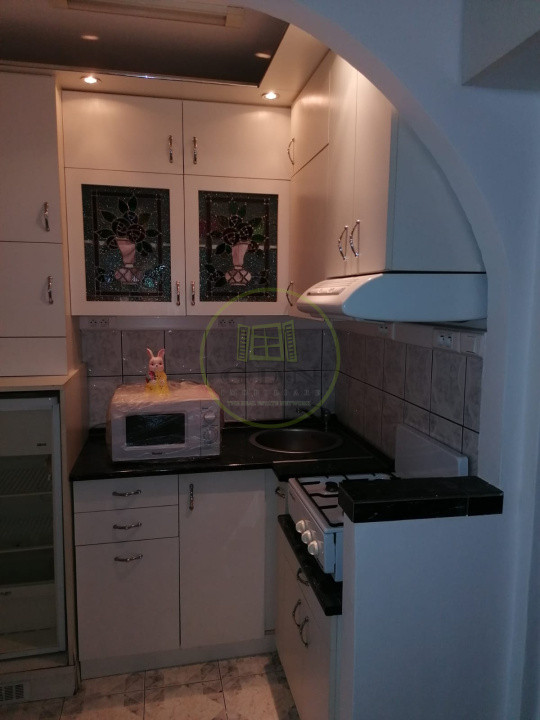 Garsonieră utilată, mobilată, str Uzinelor, după Podul CFR, tel 0749645066