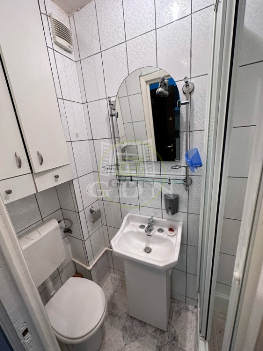 Garsonieră utilată, mobilată, str Uzinelor, după Podul CFR, tel 0749645066