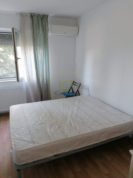Garsonieră utilată, mobilată, str Uzinelor, după Podul CFR, tel 0749645066