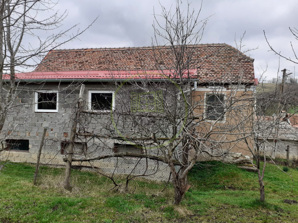 Casa  4 camere de vanzare in  Valeni jud. Brasov