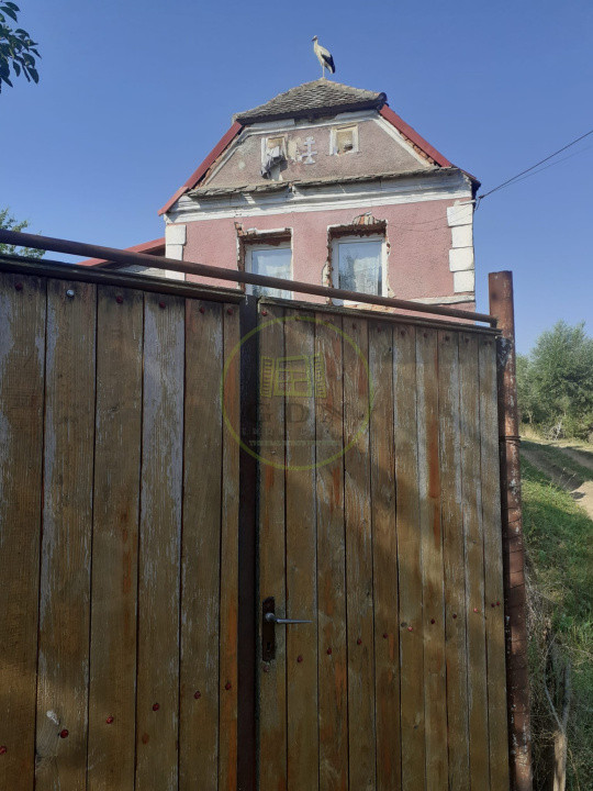 Casa  4 camere de vanzare in  Valeni jud. Brasov