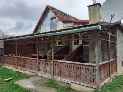 Casa  4 camere de vanzare in  Valeni jud. Brasov