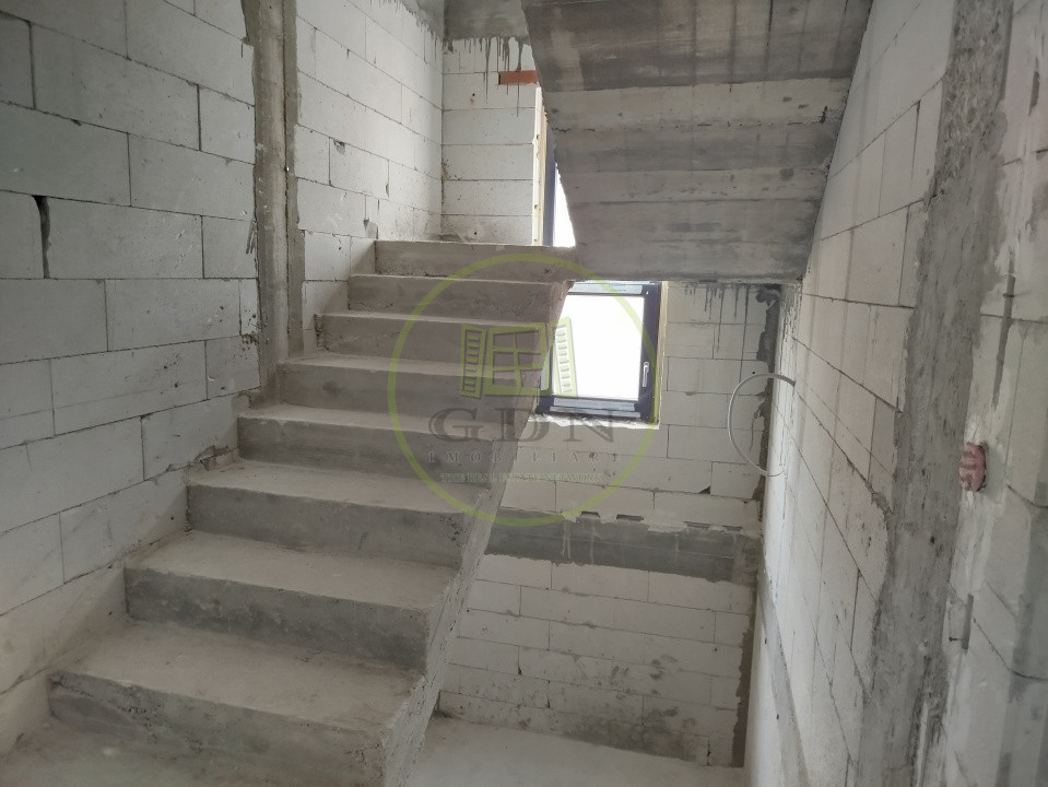 Casă duplex