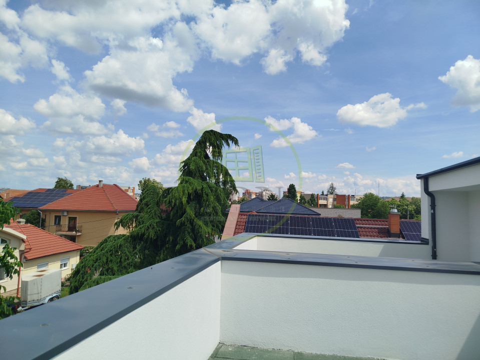 Casă duplex