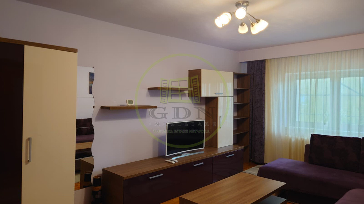 Apartament de inchiriat, doua camere, decomanda, 66mp, zona Garii