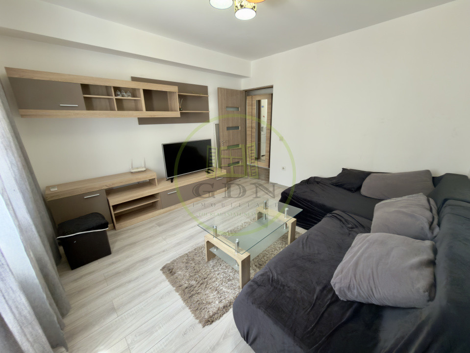 Apartament 2 camere, decomandat, cartier Craiovita Noua, zona Racheta