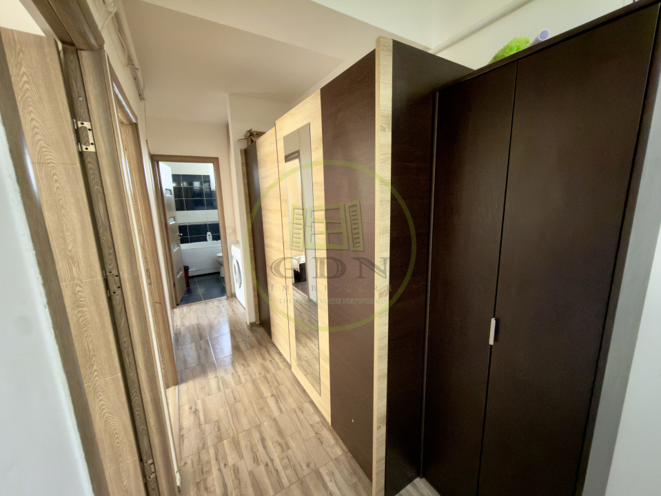 Apartament 2 camere, decomandat, cartier Craiovita Noua, zona Racheta