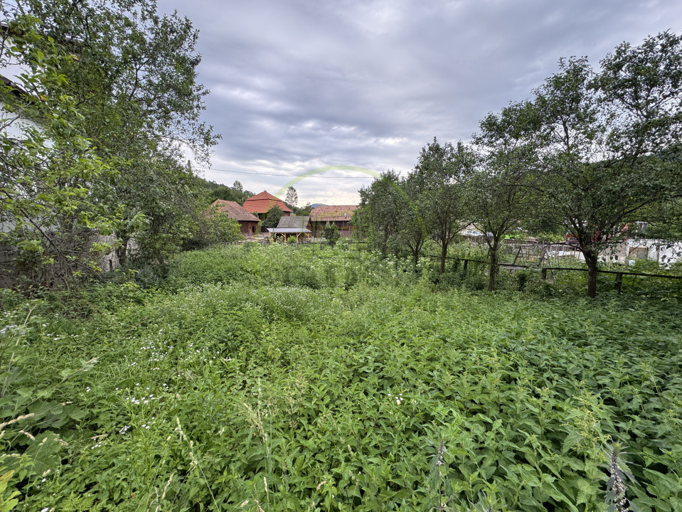Teren intravilan 412 mp. plus garaj, sat Ocoliș, jud Alba