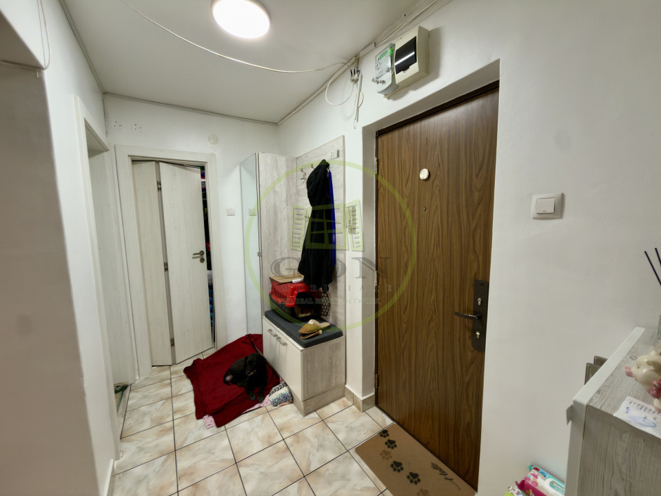Apartament 2 camere, decomandat, 76.72 mp, Centru, zona Km 0