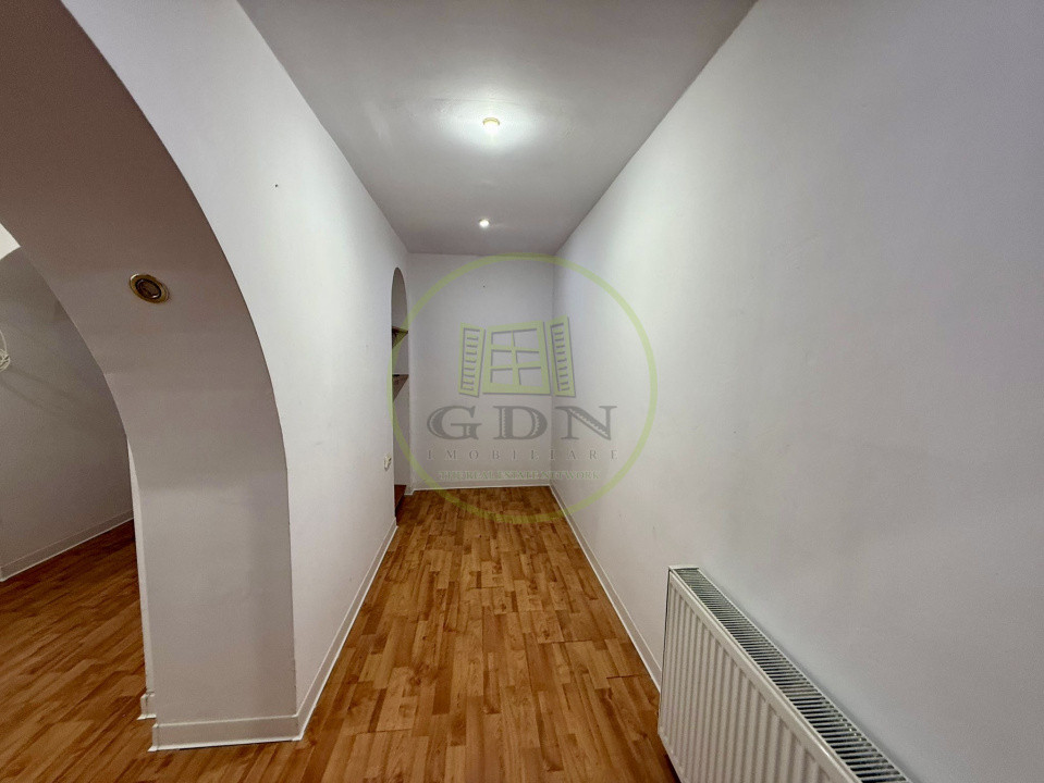Apartament 3 camere, decomandat, 115.54 mp, Garii