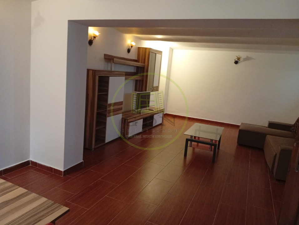 Casă 4 Camere pe 2 Nivele – Ideală pentru Firme / Muncitori