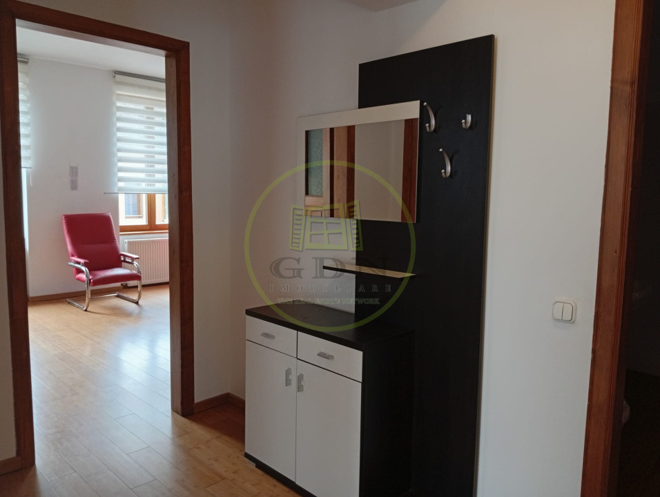 Casă 4 Camere pe 2 Nivele – Ideală pentru Firme / Muncitori