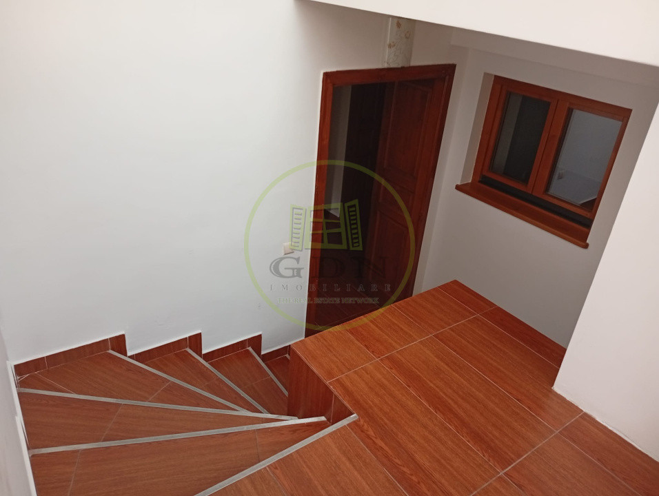 Casă 4 Camere pe 2 Nivele – Ideală pentru Firme / Muncitori