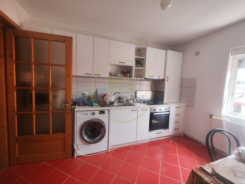 Casa 3 camere, teren 458 mp, Craiova, zona Ungureni