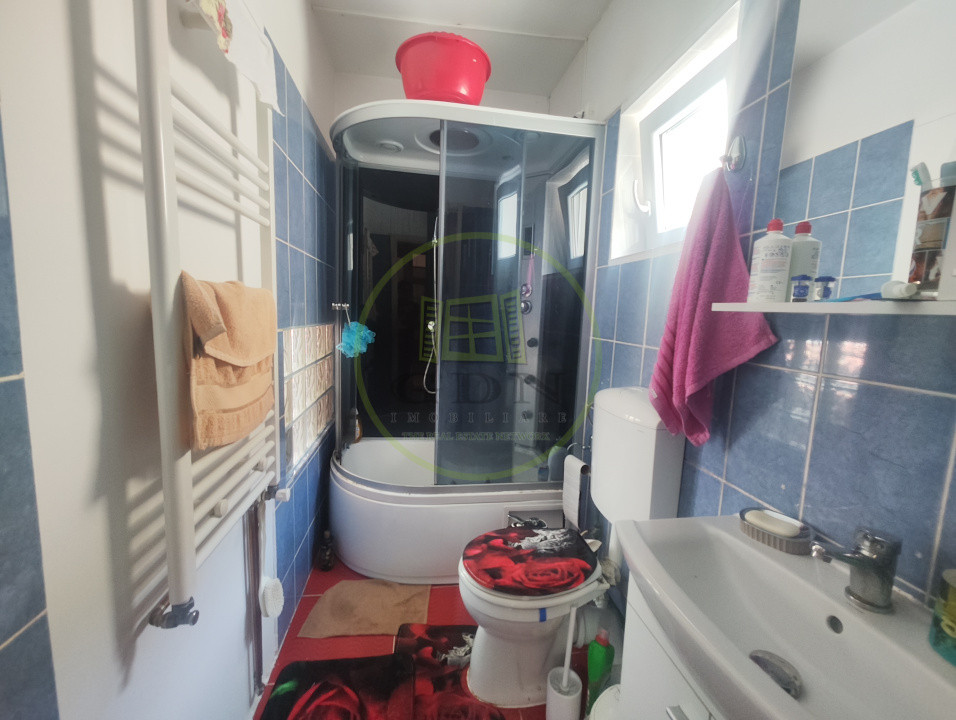 Casa 3 camere, teren 458 mp, Craiova, zona Ungureni