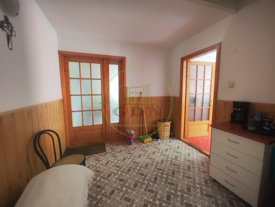 Casa 3 camere, teren 458 mp, Craiova, zona Ungureni