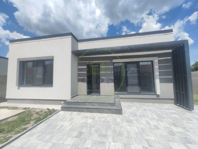 Casa 3 camere, teren 267, Malu Mare, zona Selgros