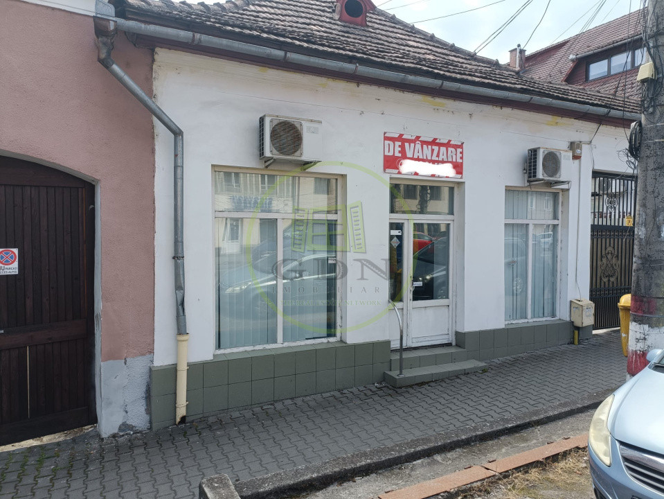 Spatiu comercial de vânzare - Reghin zona centrală  