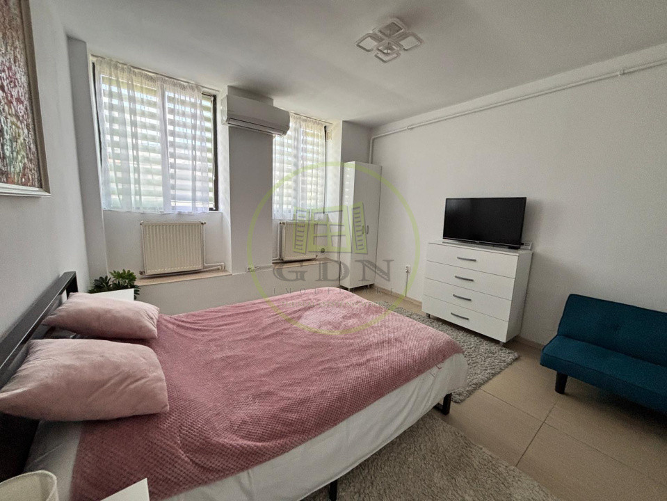 Studio , 38 mp, Centru, zona Catedrala Mitropolitana