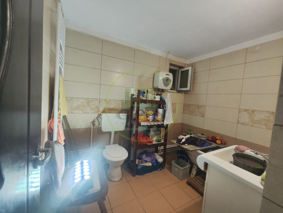 Casa 3 camere, teren 450 mp, Craiova, cartier Bariera Valcii