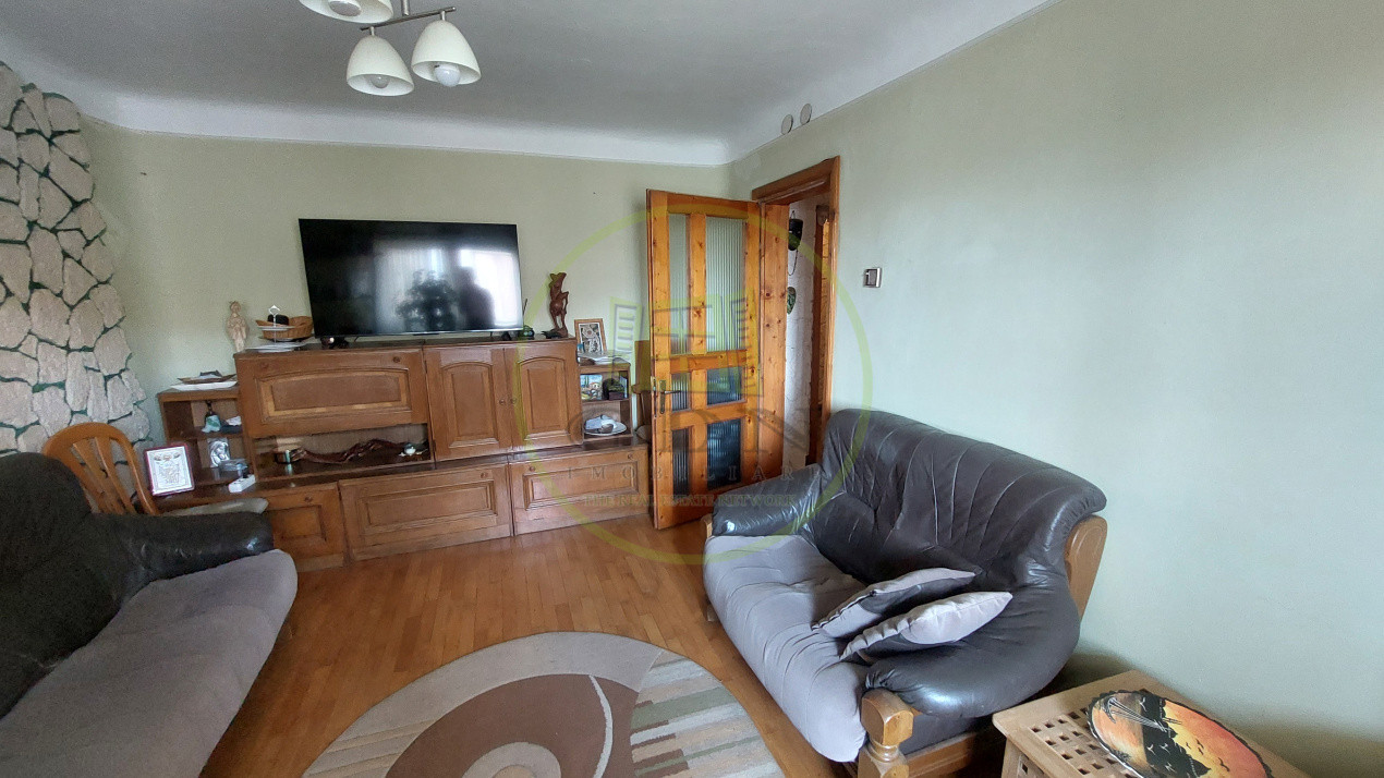 Apartament 4 camere, decomandat, 87 mp, cartier 1 Mai, zona Sara
