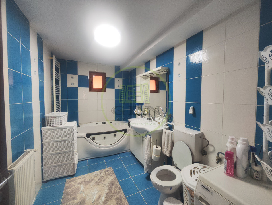 Casa 6 camere, teren 400 mp, localitatea Braniste, com. Podari