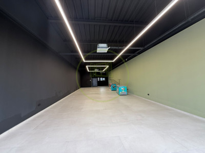 Spatiu comercial, 122 mp, open-space, Exterior Est, Cartier Ford