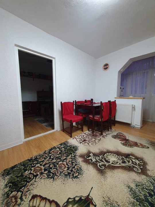 Apartament 3 camere, zona Rahova, 46 mp utili