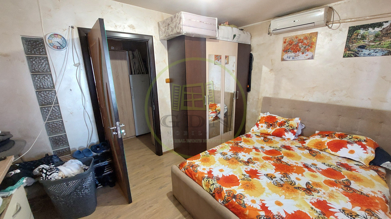 Apartament doua camere decomandat, 57 mp, Craiovita, zona Scoala Elena Farago