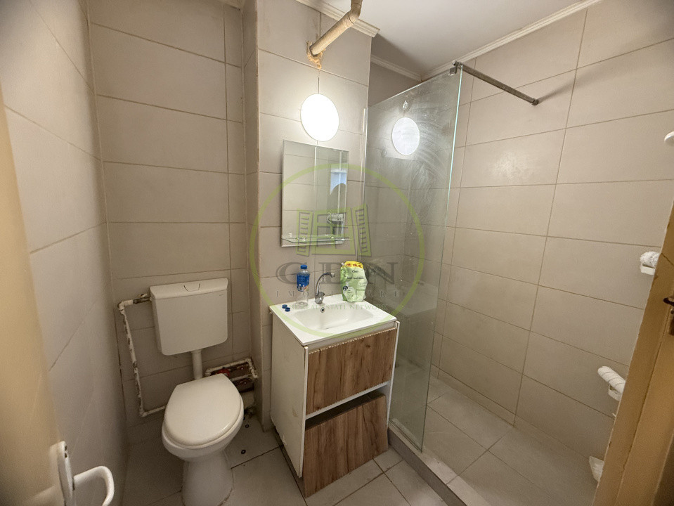 Apartament 4 camere, 76.55 mp, Calea București, zona Rotonda