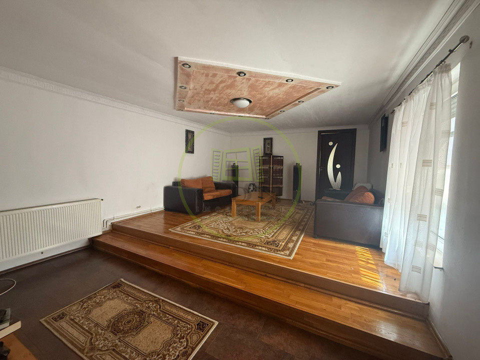 Casa parter, 385 MP teren, 75 MP utili, Isalnita