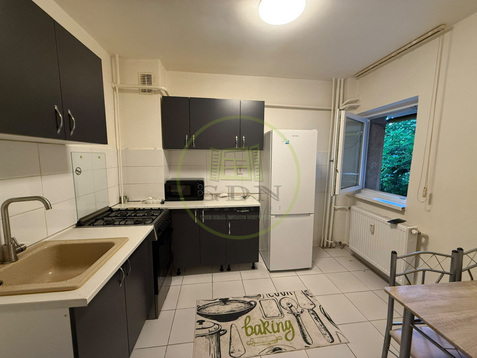 Apartament 2 camere decomandat, 52 mp, Centru, Zona Ramada