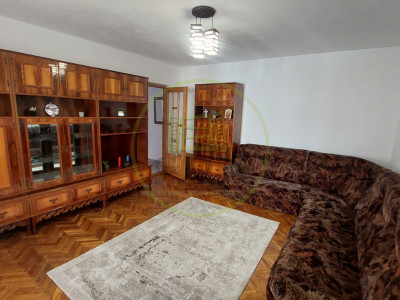 Apartament 3 camere, decomandat, 65 mp, etajul 2, cartier Siloz, zona Nanterre