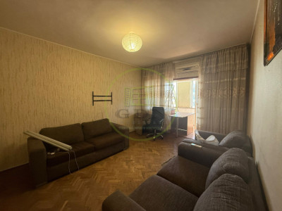 Apartament 3 camere, 80 mp, decomandat, Ultracentral, Zona CEC Bank
