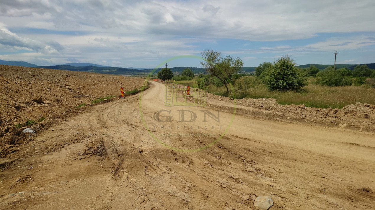 Teren extravilan 1800 mp Avrig