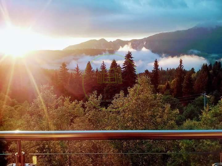 Vilă/Pensiune de Excepție în Predeal – Panorama 180° asupra Munților Bucegi