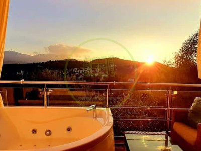 Vilă cu Panoramă 180° asupra Bucegilor | Reședință Exclusivistă Predeal