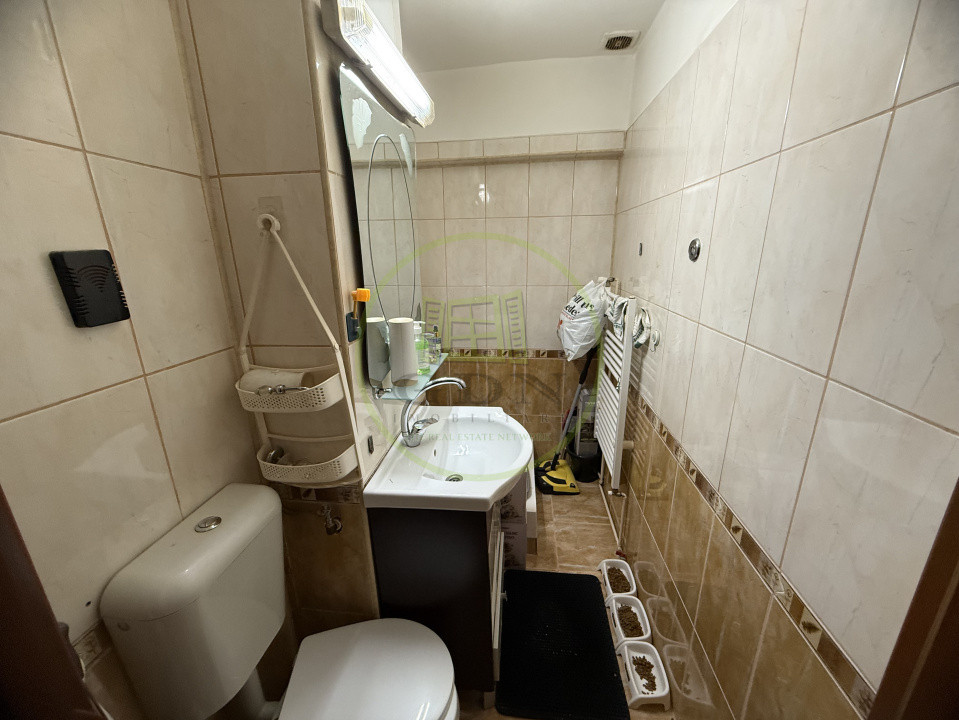 Apartament 3 camere, 95 mp, cartier Valea Roșie, zona Biserica 