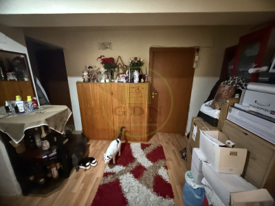Apartament 3 camere, 95 mp, cartier Valea Roșie, zona Biserica 