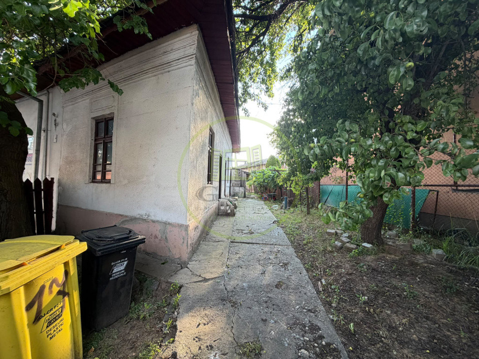 Casa, 247 mp teren, cartier Bariera Valcii