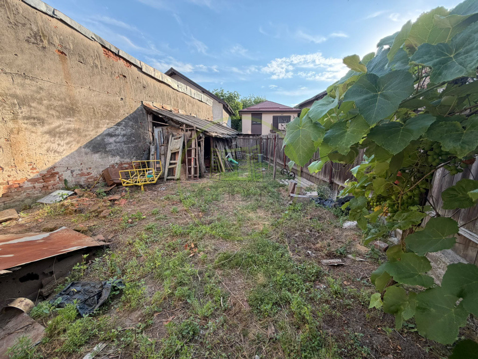 Casa, 247 mp teren, cartier Bariera Valcii