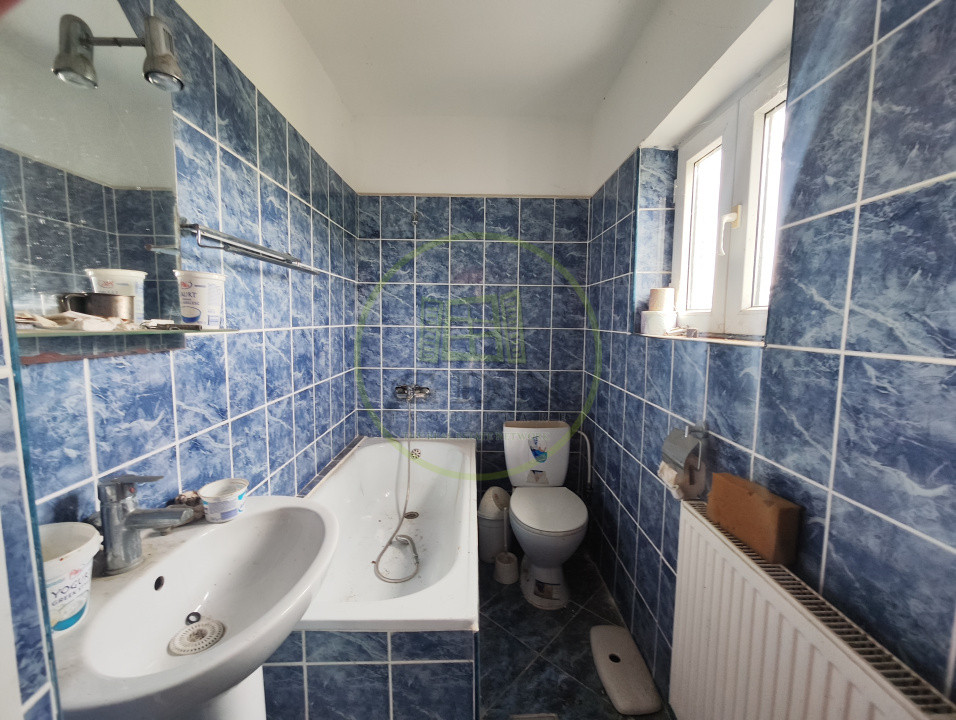 Casa 3 camere, teren 1309 mp, Loc. Pielesti.