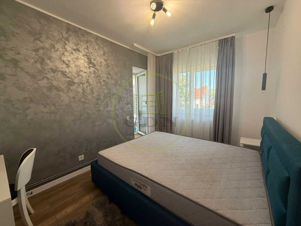 Apartament 4 camere, 90 mp, Cartierul 1 Mai, Zona Insula 