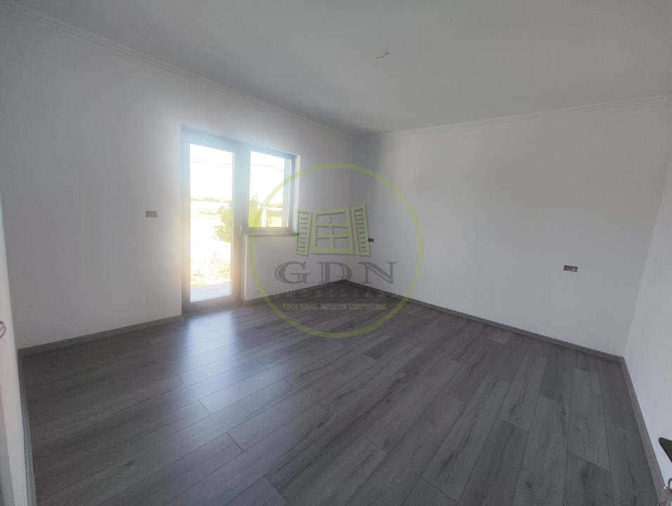Casa 5 camere, teren 409 mp, Loc. Braniste, zona Manastire.