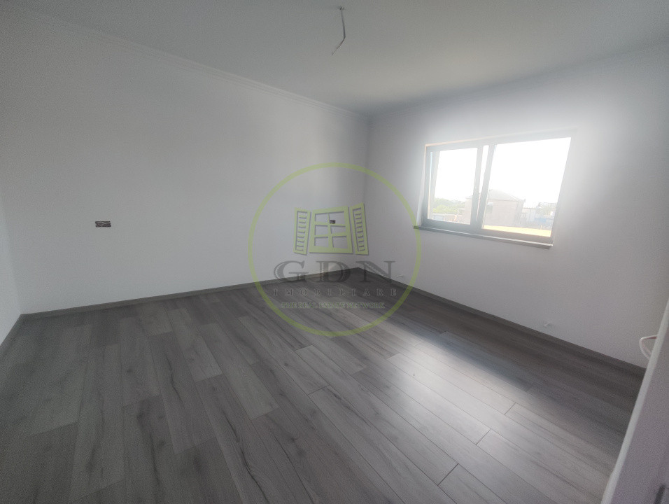 Casa 5 camere, teren 409 mp, Loc. Braniste, zona Manastire.
