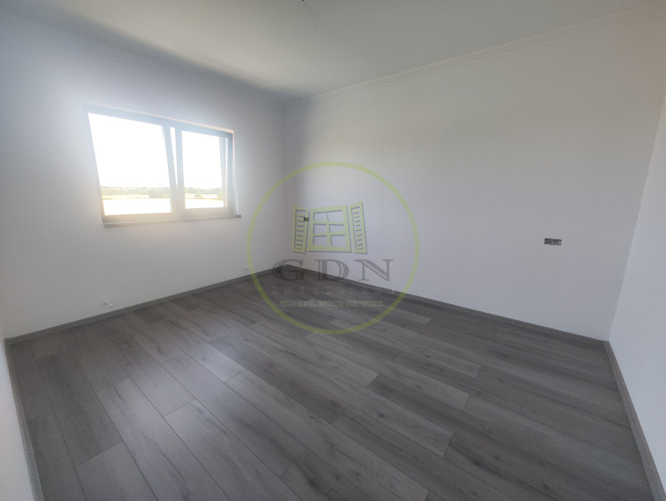 Casa 5 camere, teren 409 mp, Loc. Braniste, zona Manastire.
