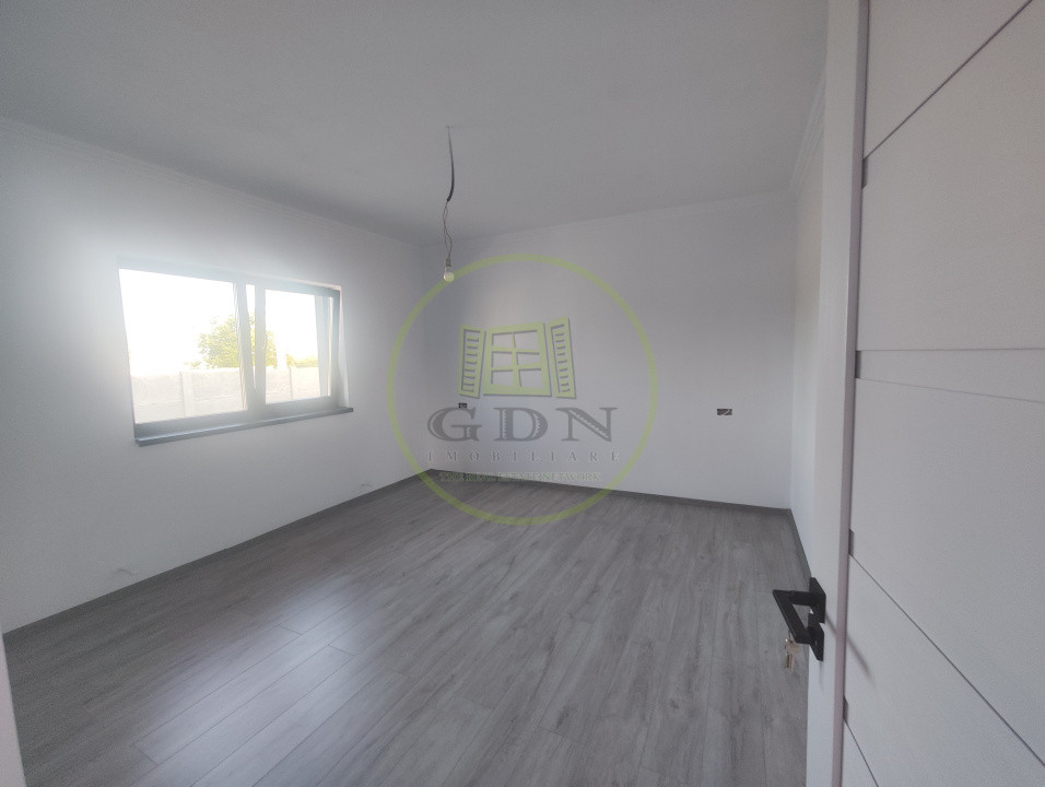 Casa 5 camere, teren 409 mp, Loc. Braniste, zona Manastire.